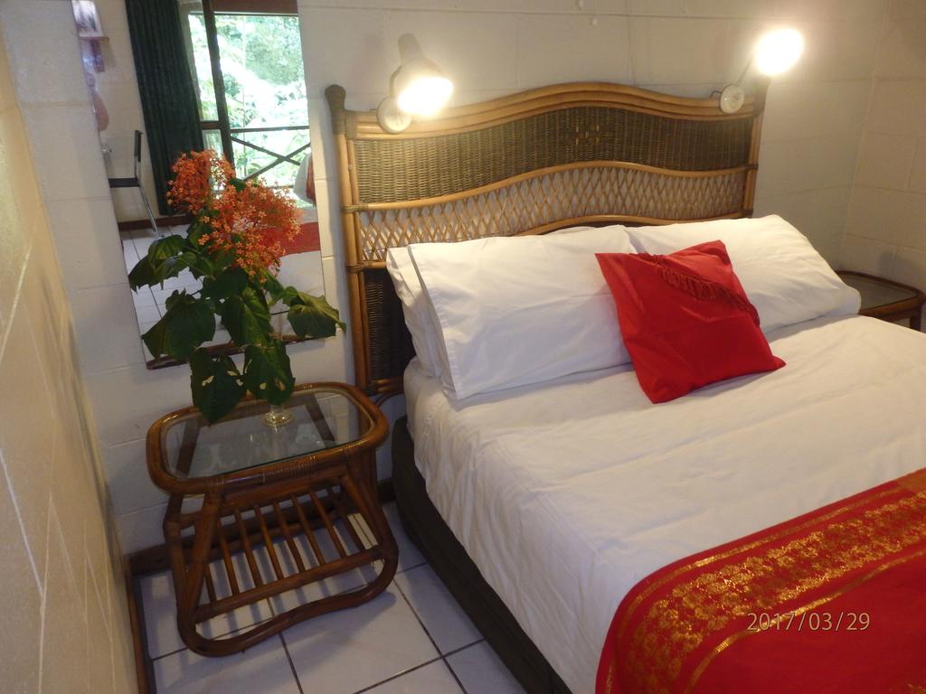 Wonga QLD Hotel WA