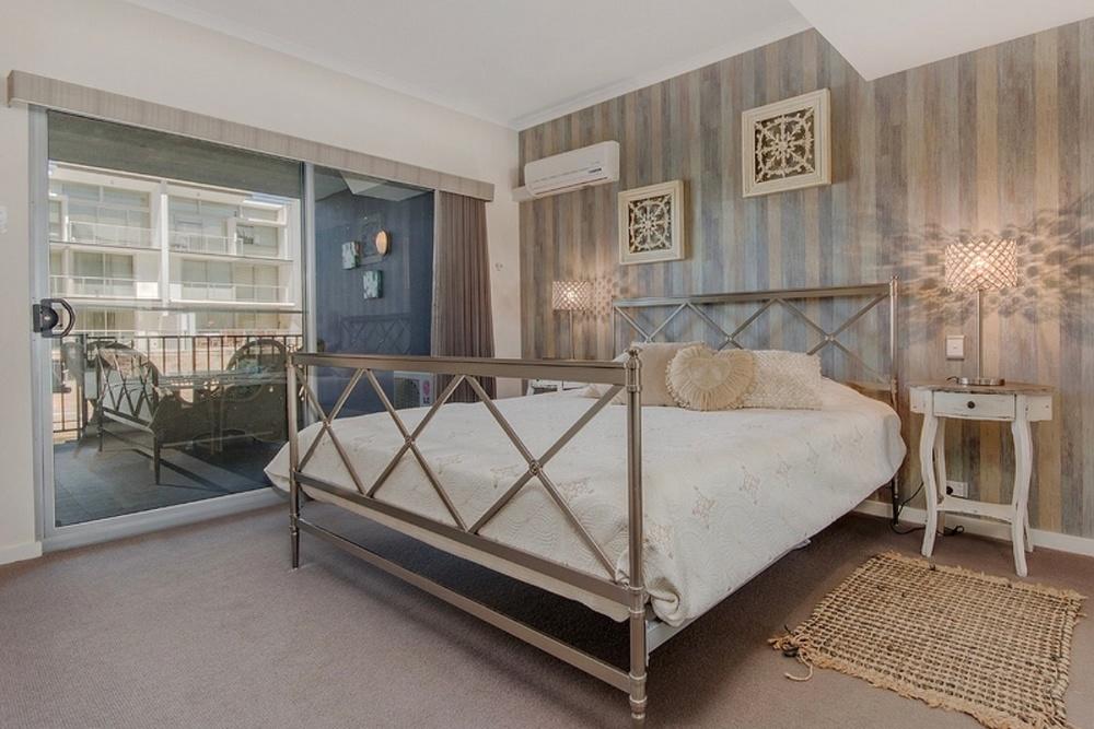 Greenfields WA Hotel WA