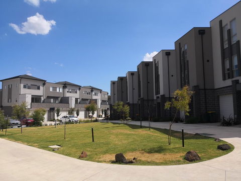 Delicate And Peaceful Bundoora Townhouse 20-R2 - Hotel WA 3