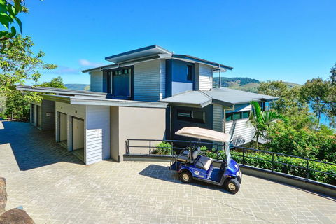 Edge 2 Ocean Front Luxury 3 Bedroom Split Level Spacious With Sofa Bed + Buggy - Hotel WA 2