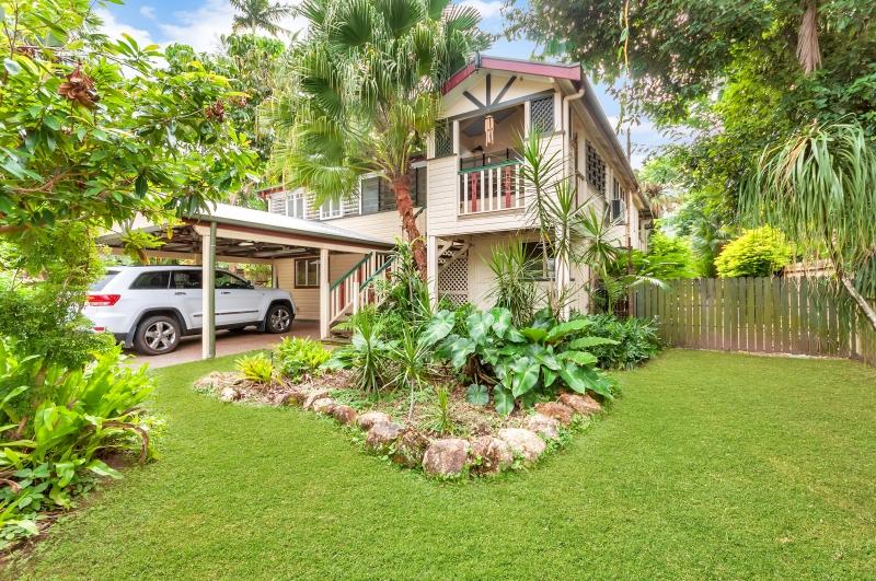 Edge Hill QLD Hotel WA