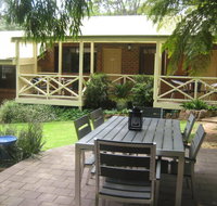 Edge Of The Forest Motel and Cottage - Hotel WA