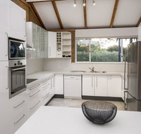 EeBee House - Beautiful Family Home with Stunning Eagle Bay Views - Hotel WA