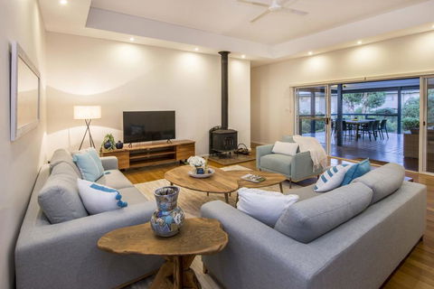 EeBee House - Beautiful Family Home With Stunning Eagle Bay Views - Hotel WA 1