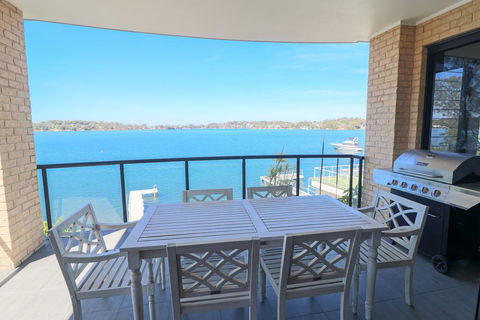 Elysium Lakehouse - Hotel WA 1