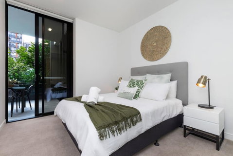 Emp - Work Remotely While Enjoying Your Stay - Hotel WA 2