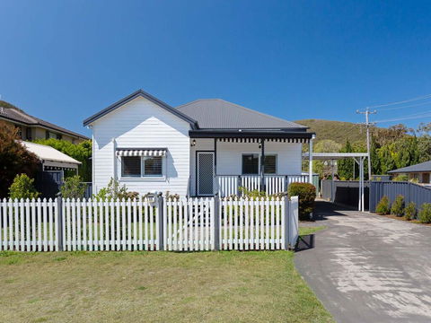 Escape To The Cottage 68 Tomaree Rd Pet Friendly And Boat Parking And WIFI - Hotel WA 1