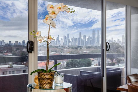 Exquisite 2 Bed Apartment With Beach & City Views - Hotel WA 2