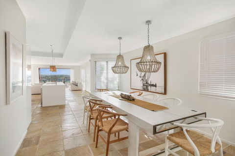 Family House With BBQ Deck, Water View And Parking - Hotel WA 3