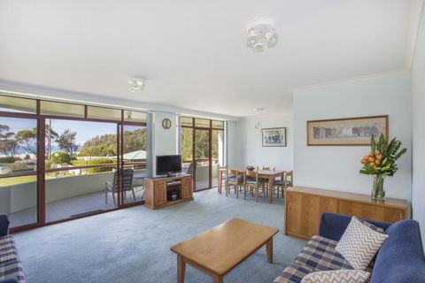 Fathoms 9 - Mollymook - Hotel WA 2