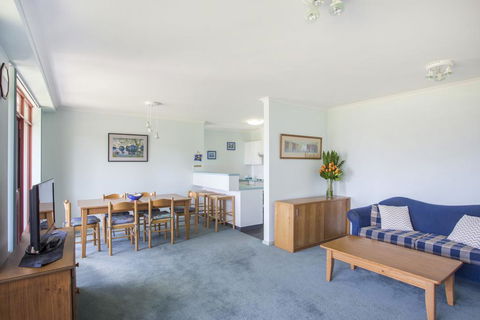 Fathoms 9 - Mollymook - Hotel WA 3