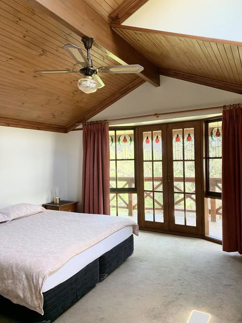 Floraison Red Hill - Hotel WA 3