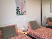 Book Yarraville Accommodation Vacations Hotel WA Hotel WA