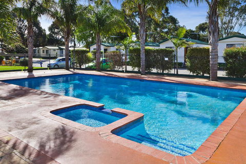 Frankston Holiday Park And Sandhurst Motel - Hotel WA 0