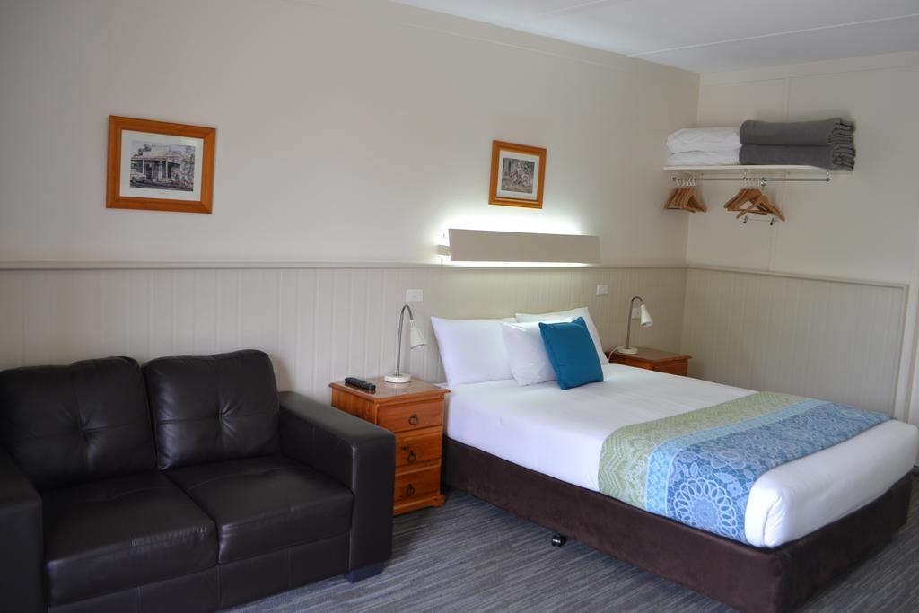 Gatton QLD Hotel WA