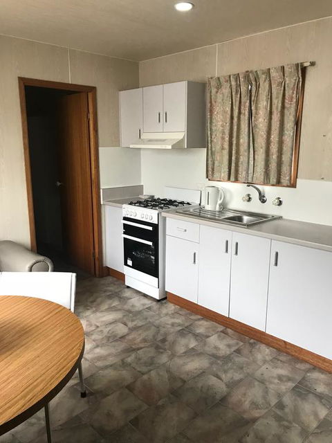 Geelong Surfcoast Hwy Holiday Park - Hotel WA 1