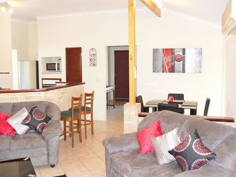 Geraldton Luxury Retreat 2 - Hotel WA 1