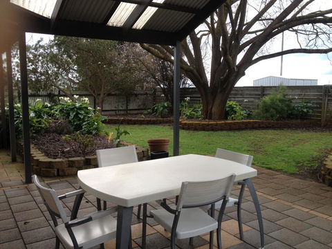 Girraween House - Hotel WA 2