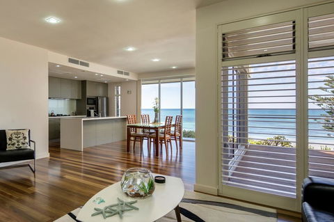 Glenelg Absolute Beachfront - One Of Only Two Homes - Hotel WA 0