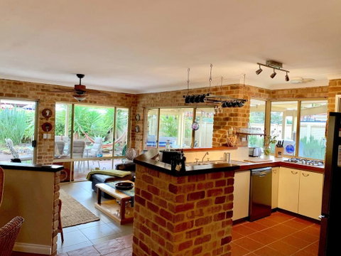 Glenway House, Spa Oasis Rockingham - Hotel WA 2
