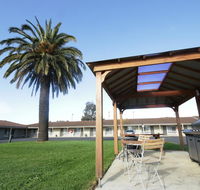 Golden Palms Motel - Hotel WA