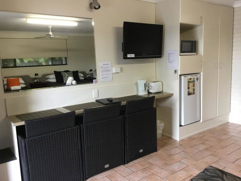 Golden Palms Motor Inn - Hotel WA 2