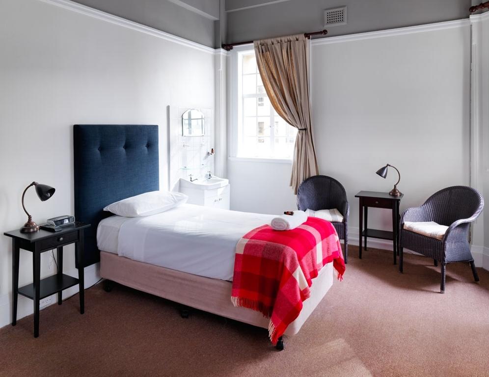 Sydney South ACT Hotel WA
