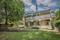 Book Ashgrove Accommodation Vacations Hotel WA Hotel WA