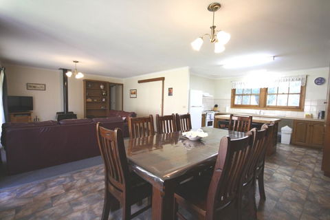 Halls Gap Log Cabins - Hotel WA 1