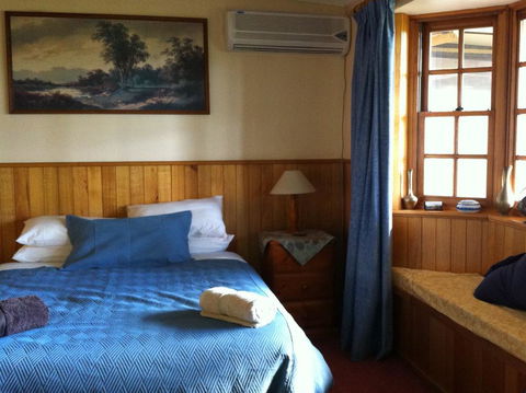 Happy Days Accommodation - Hotel WA 1