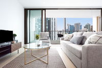 HAYMARKET HEIGHTS - Hosted by L'Abode Accommodation