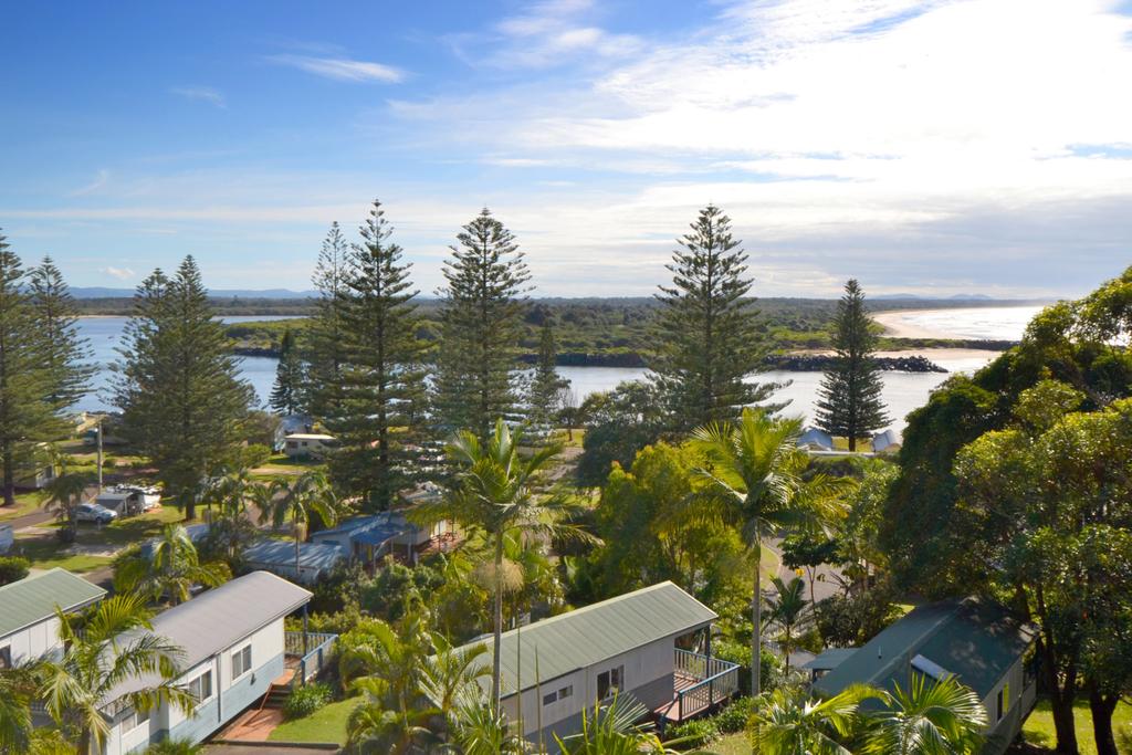 Thrumster NSW Hotel WA