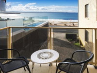 Hibiscus Court 5