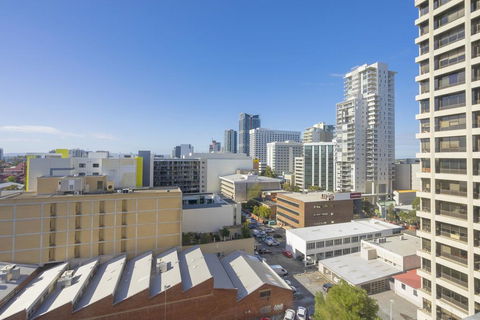 High In The Sky Executive - Hotel WA 1