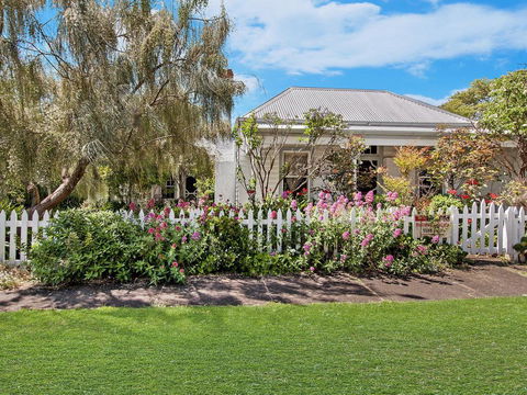 Hillingden - Hotel WA 3
