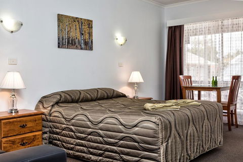 Holbrook Town Centre Motor Inn - Hotel WA 2