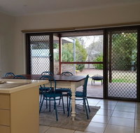 Homely Getaways - Eighth Street Mildura - Hotel WA