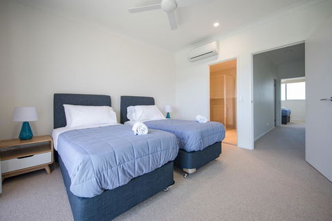 HomePlus - Lakeview Morden Townhouse - Hotel WA 1
