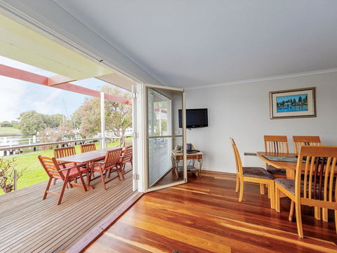 JOHANSSON'S PERCH No. 1 - Hotel WA 1