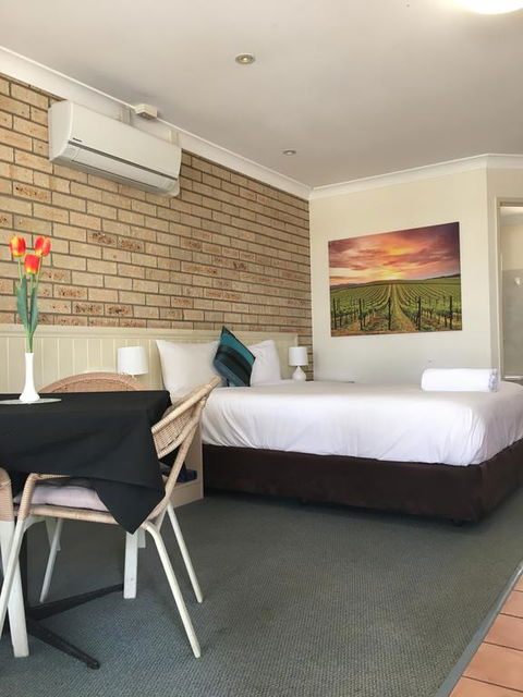 Jolly Swagman Motor Inn - Hotel WA 3