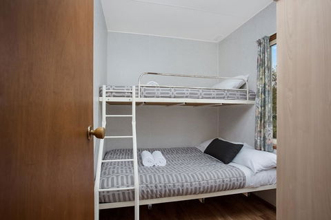 Lake Hamilton Motor Village And Caravan Park - Hotel WA 2