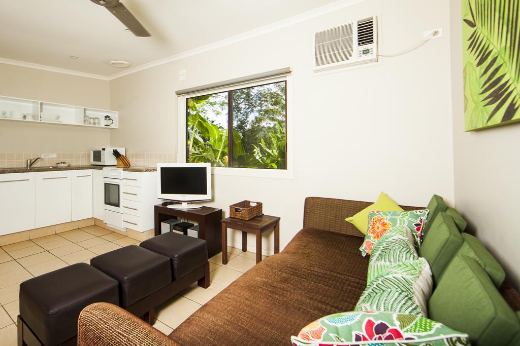 Caravonica QLD Hotel WA