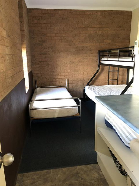 Lake Talbot Tourist Park - Hotel WA 2