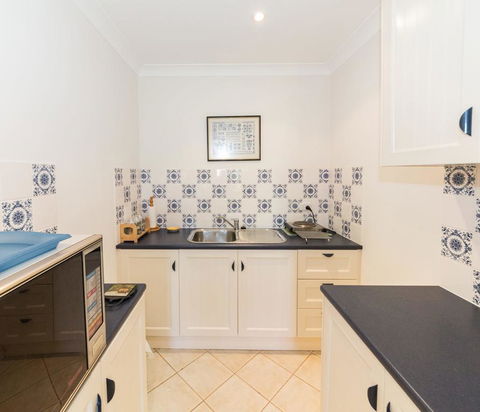Lavender Hills - 12 Bennett Street - Hotel WA 3