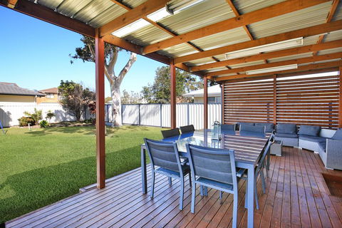 Lazy Days Beach House, Jervis Bay - Pet Friendly, 4 Mins Walk To Beach - Hotel WA 1