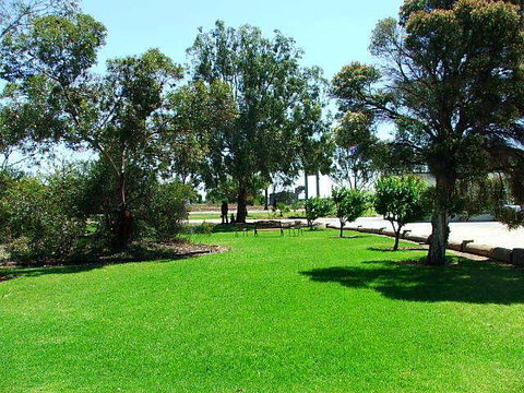 Lazy River Motor Inn - Hotel WA 3