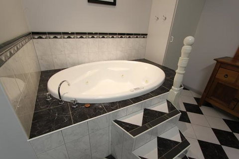 Lazy River Motor Inn - Hotel WA 2