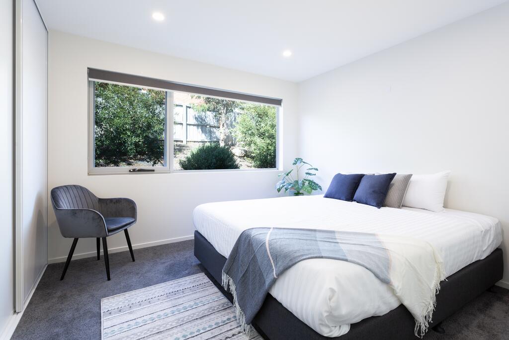 Lenah Valley TAS Hotel WA