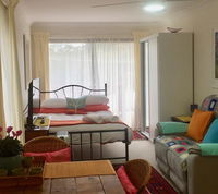Leura Garden Apartment