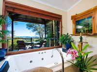 Book Maleny Accommodation Vacations Hotel WA Hotel WA
